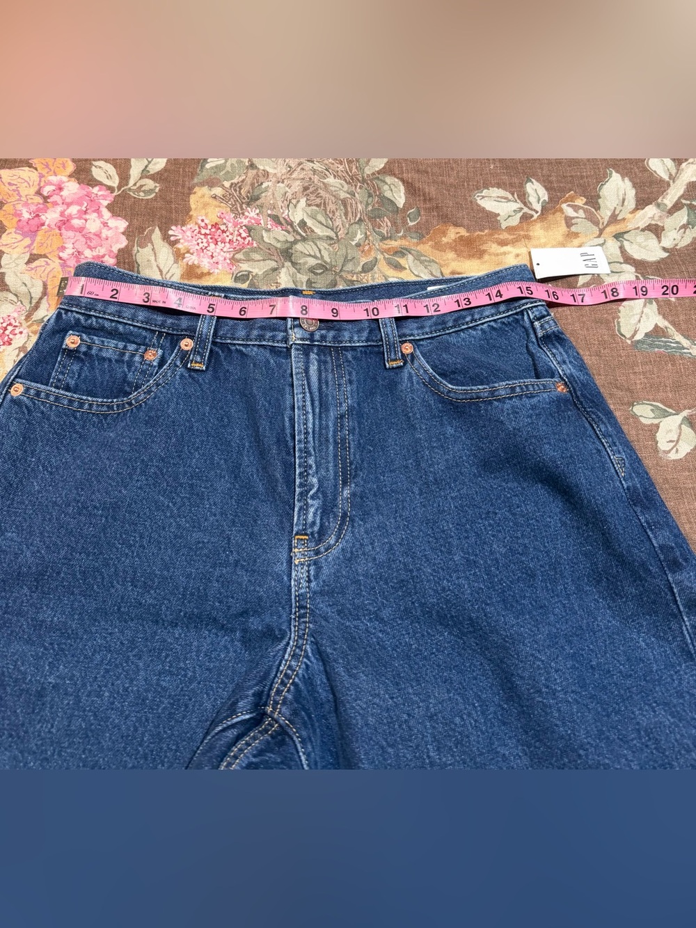 GAP 11" Mid Rise Longline Denim Shorts - Medium Indigo - Picture 9 of 10